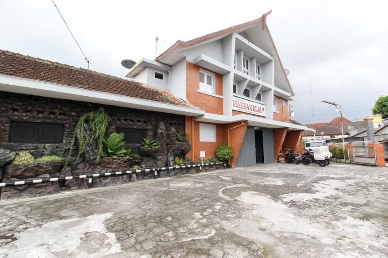 Reddoorz Near Rs Sarjito Yogyakarta Hotel ภายนอก รูปภาพ